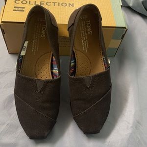 Toms shoes